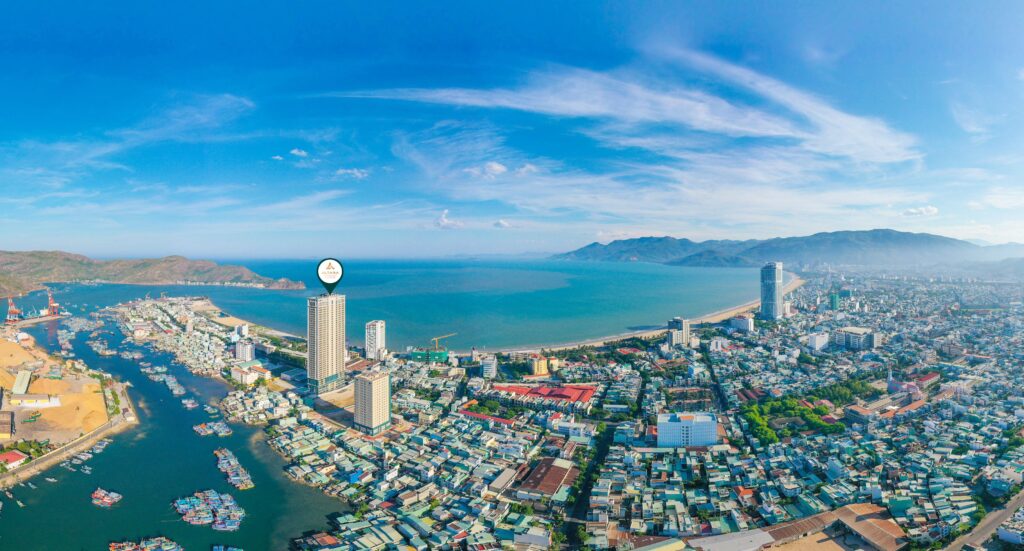 Quy Nhon's infrastructure is synchronous and modern along with the landscape, convenient for tourism and real estate development